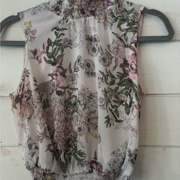 Guess Floral Sleeveless Top in size XS - Picture 1 of 9